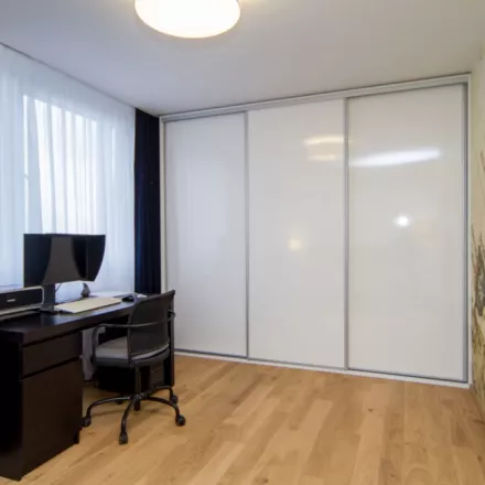 Rekonstrukce bytu Praha Krč pracovní kout