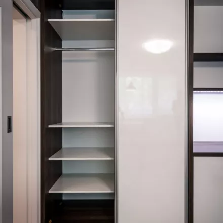 Rekonstrukce bytu skříně