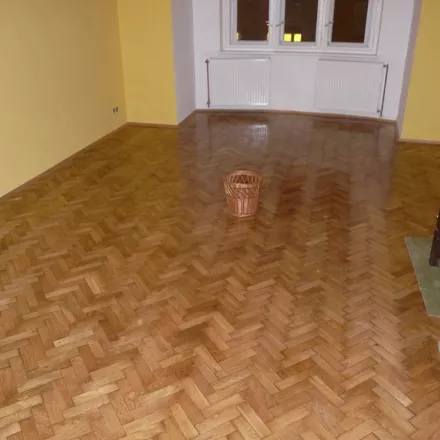 Rekonstrukce podlahy ve starém bytě