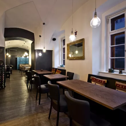 Pasha restaurace - truhlářské práce