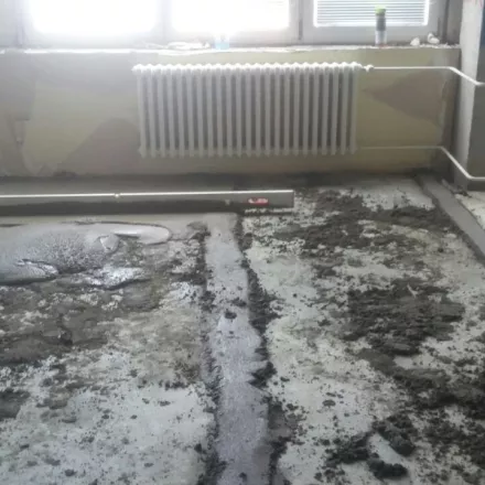 EasyCo během rekonstrukce