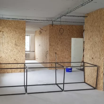 EasyCo během rekonstrukce
